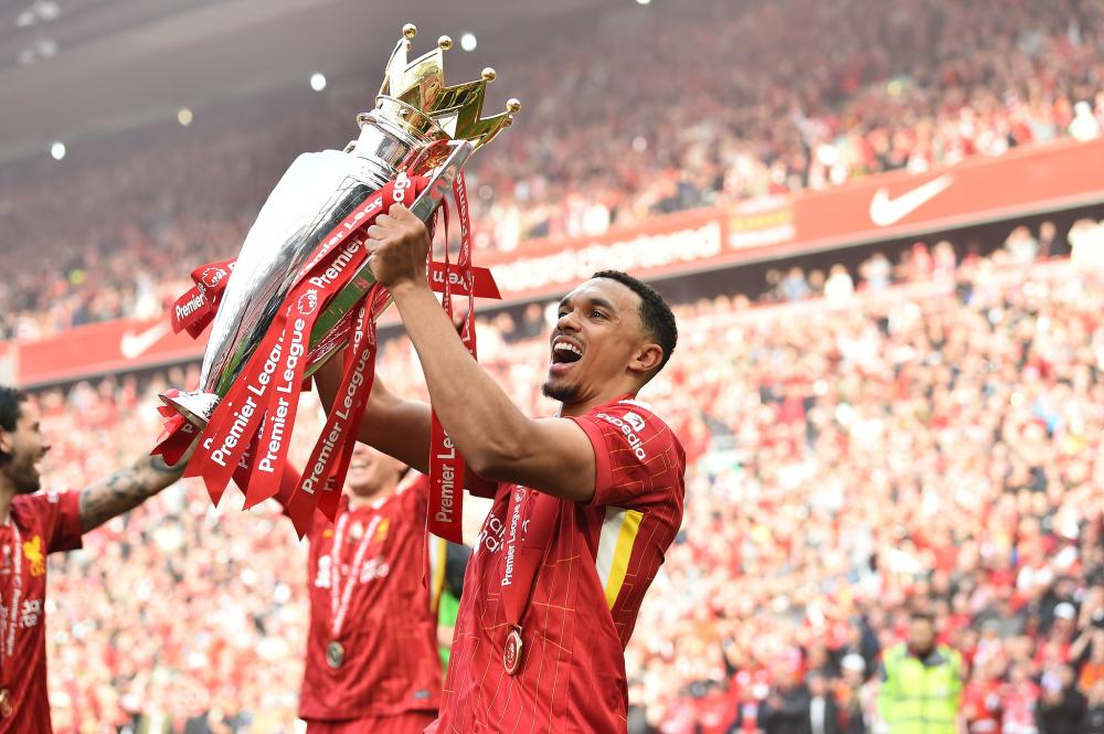 阿莱格里：普利希奇能上但福法纳不行；好奇亚沙里的运动能力